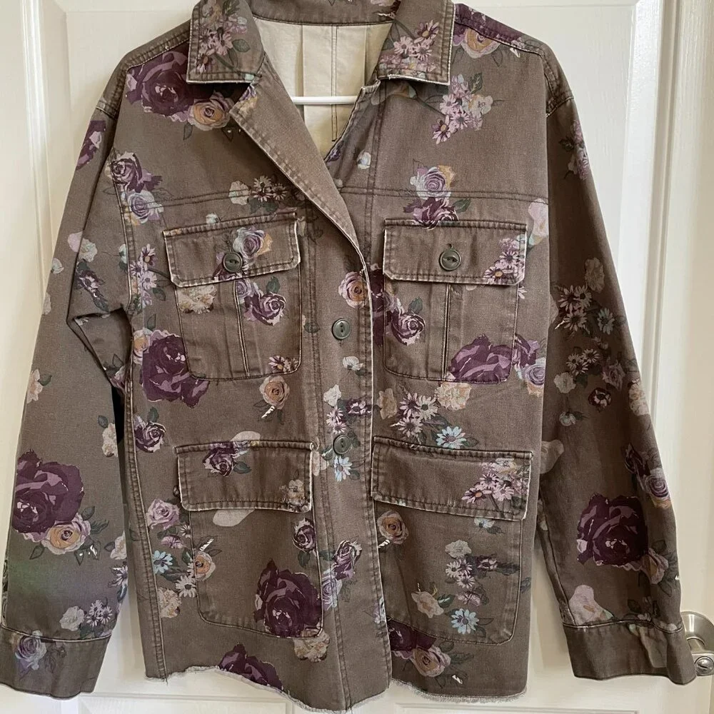 Camo Jacket Size M - Picture 8 of 10